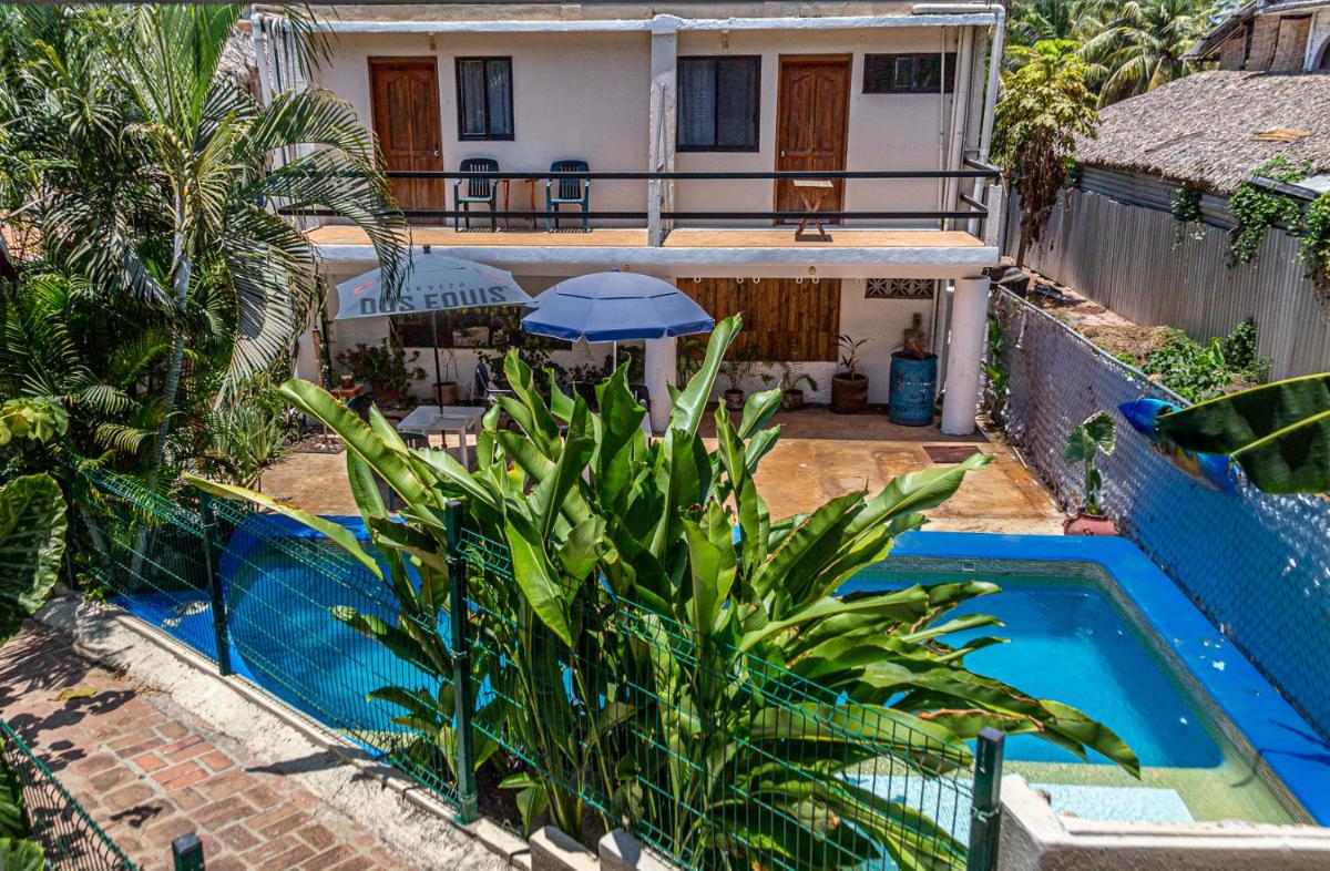 Hotel Manava
