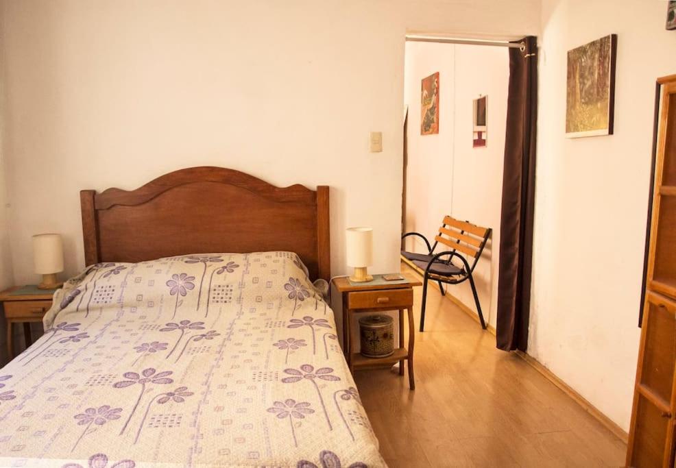 House very well located in the Centro Histrico on a calm street