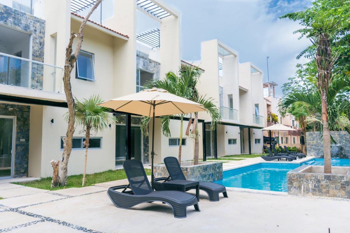 Increíble estudio en Puerto Aventuras, Condominio con alberca # 201