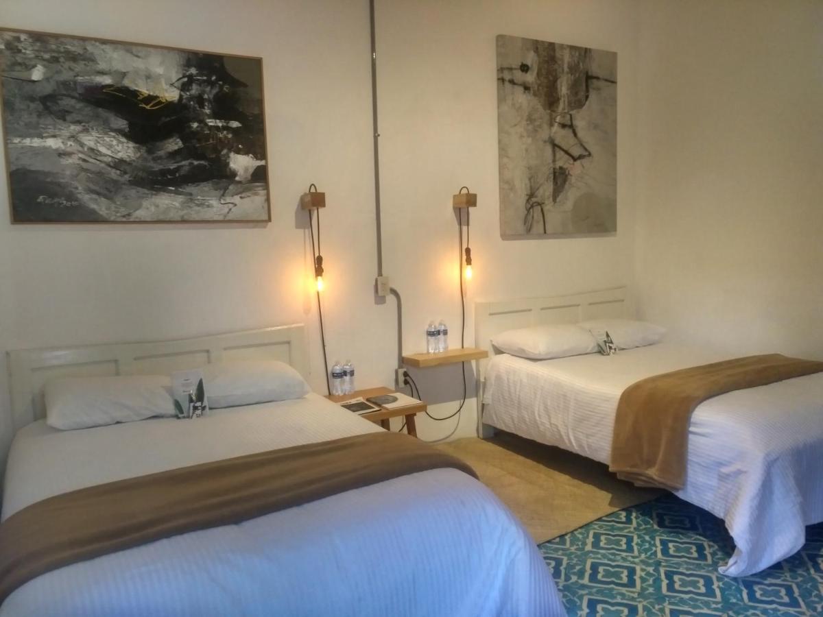 La Tozi Hotel