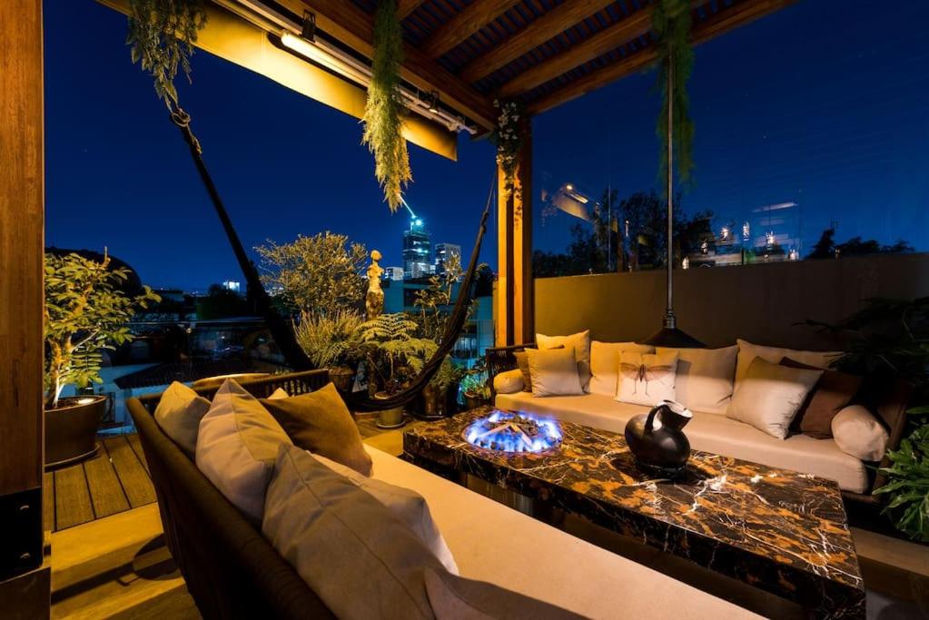 Luxurious Penthouse Oasis