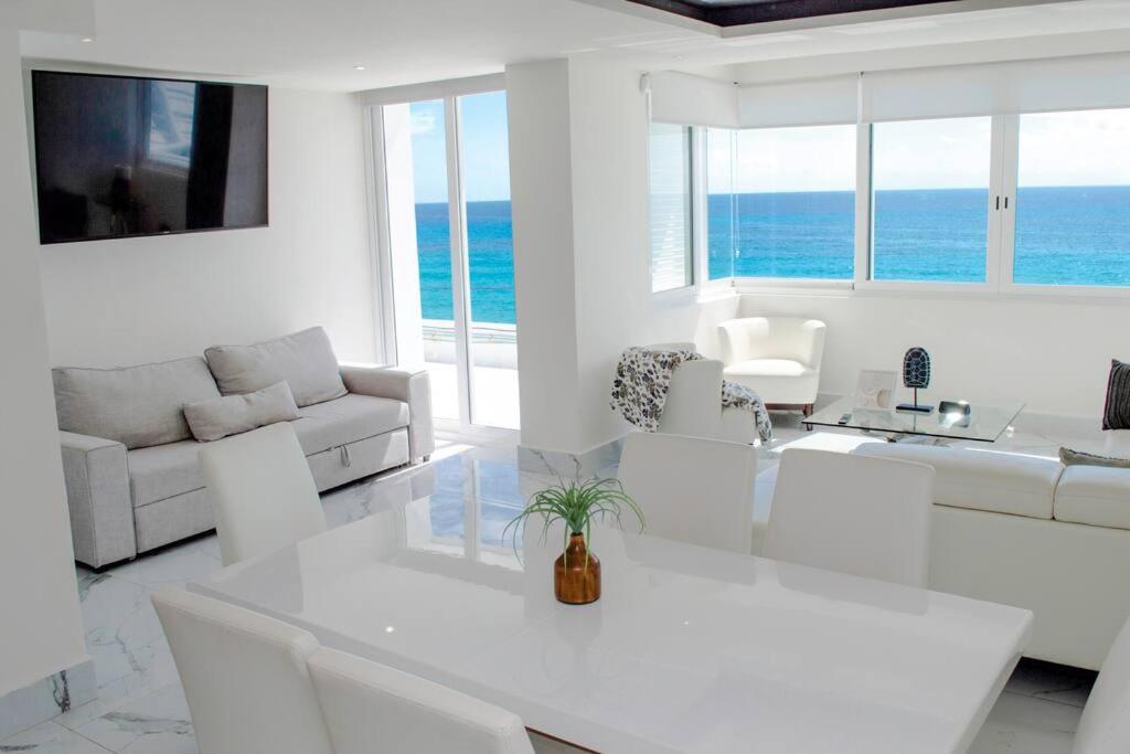 Luxury ocean front apartment, 2 br, beach, gym, spa