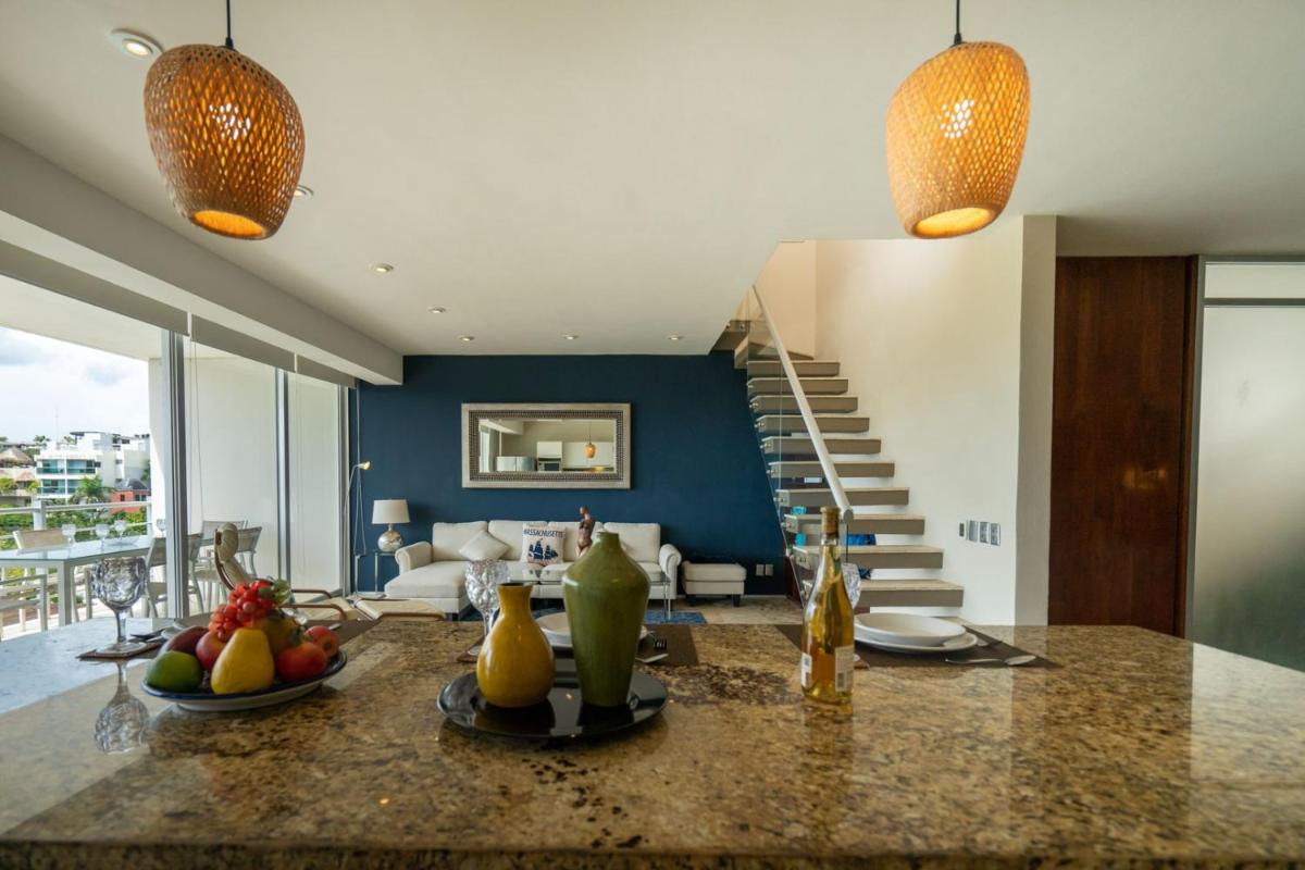 Magia Playa 3BD Penthouse 2F condo