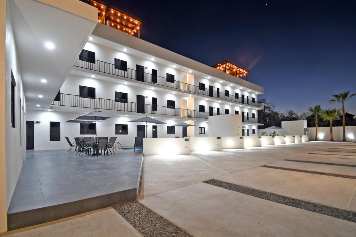 Mandala Medusa Condominio Siete