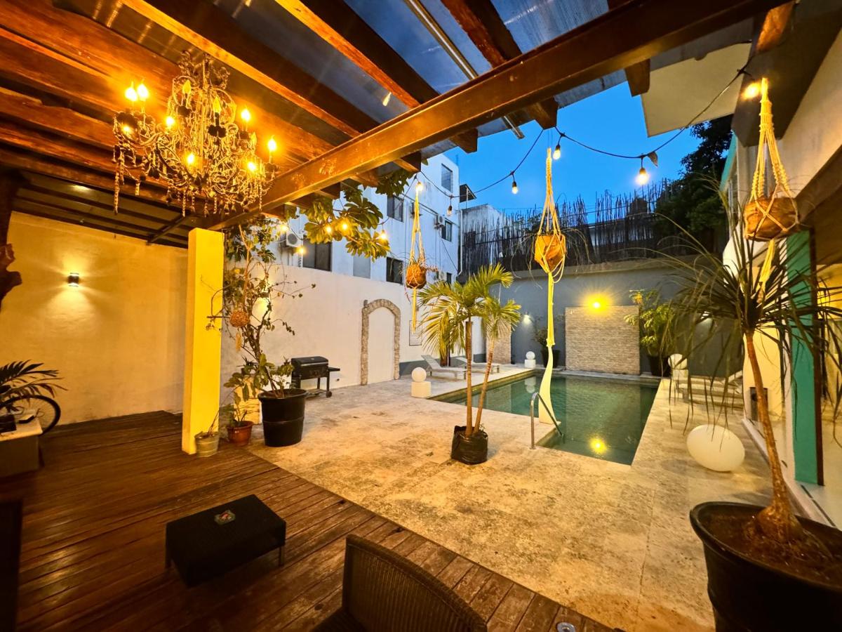Marea Hostel