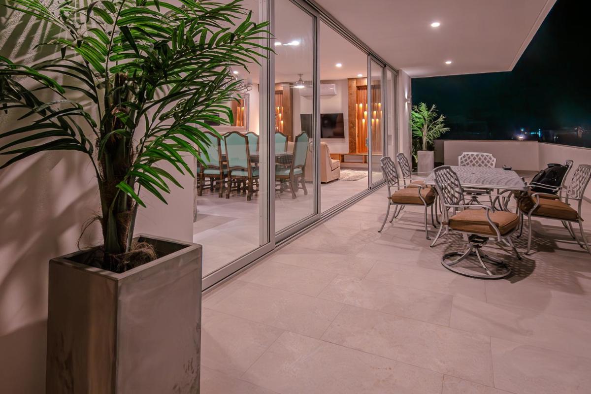 New 5 Br + Pool Luxury Beach Home Vista Hermosa