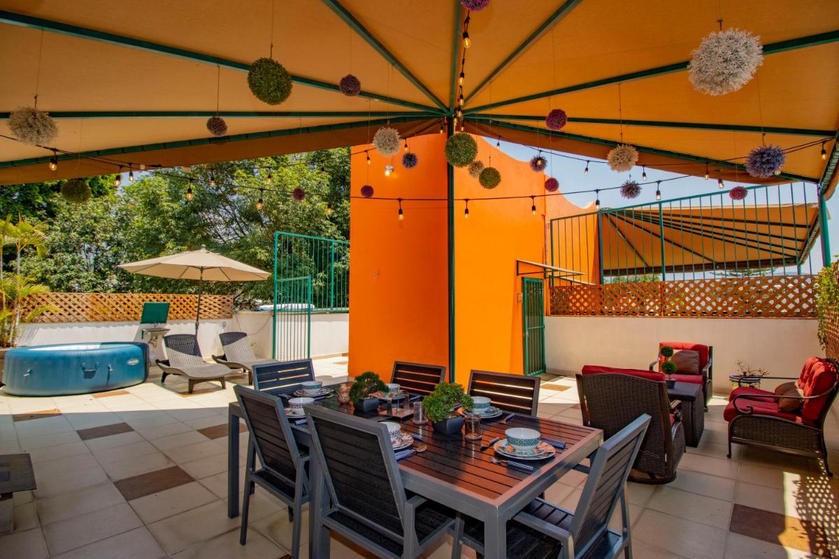 New! Bamboo Rooftop (Jacuzzi & Fun)