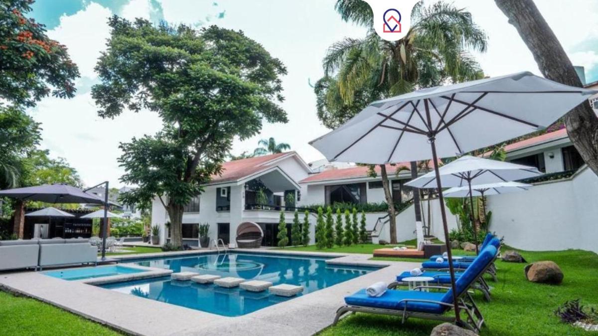 New Family Home with Pool Jacuzzi & Fronton