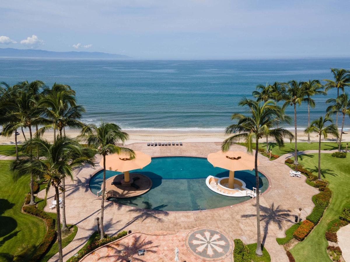 Ocean Front, With Pool, 8 People, Quinta del Mar PH502