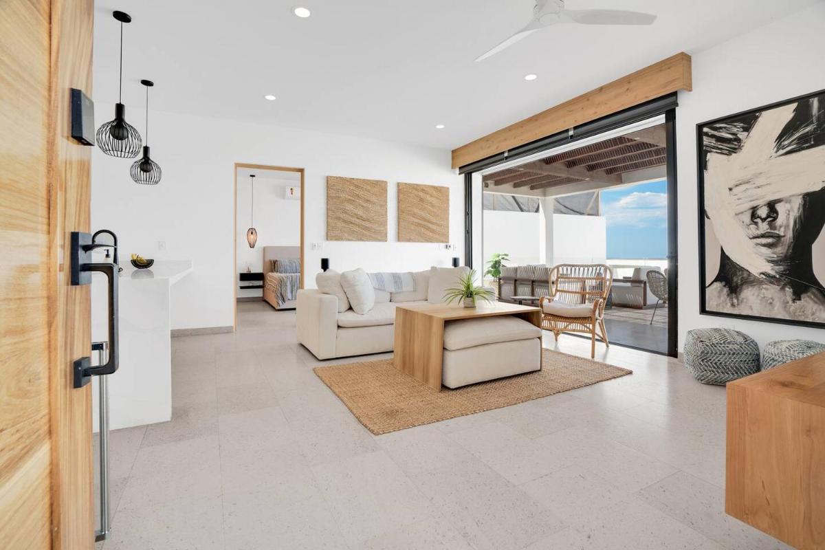 Oceanfront Condo with Private Hot Tub