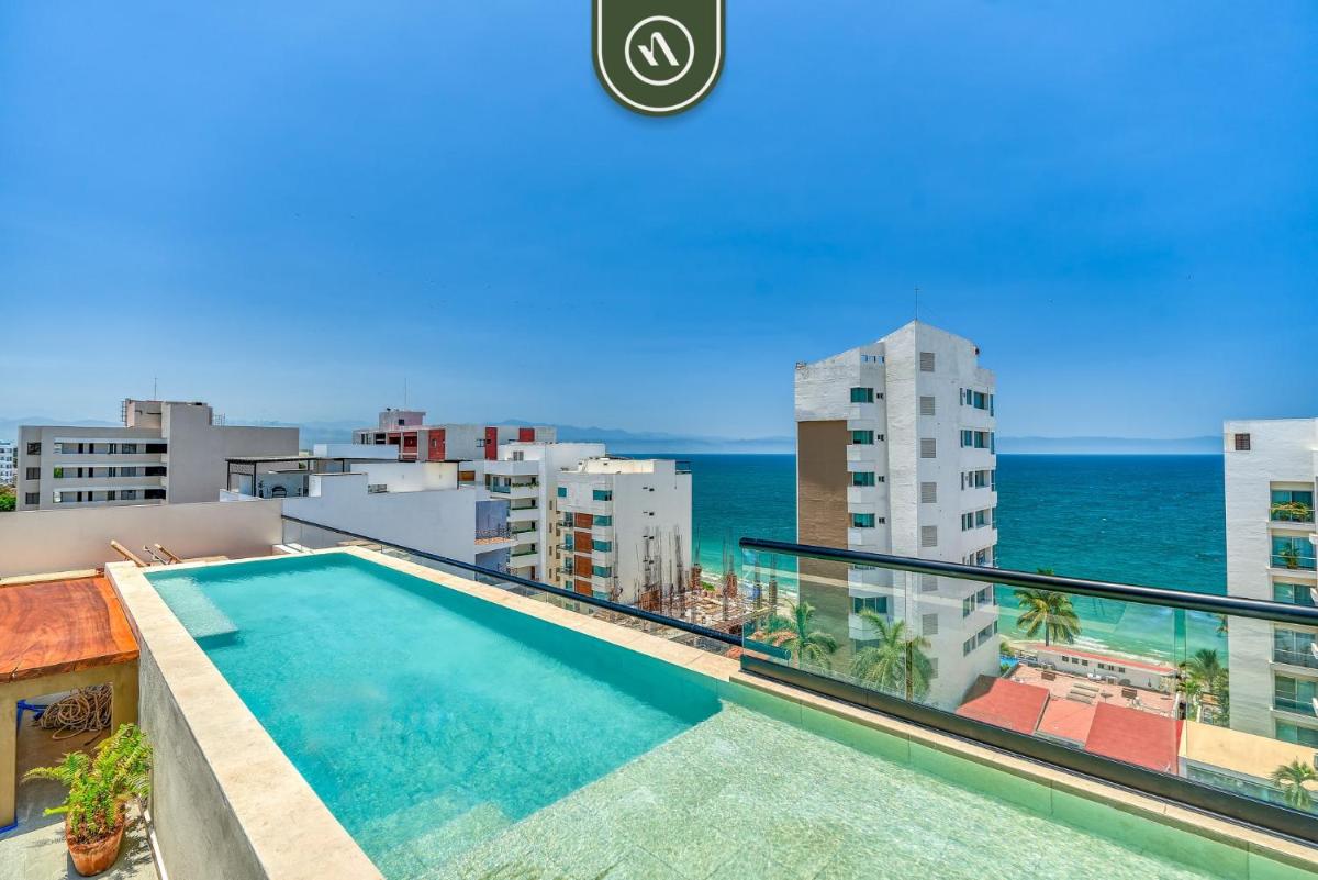 Oceanview 1 BR Condo - Private Jacuzzi - Rooftop