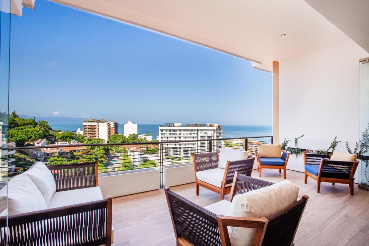 Oceanview Elegance, Soho PV 2BR