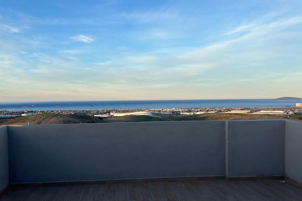 Oceanview Spacious 4 bedroom
