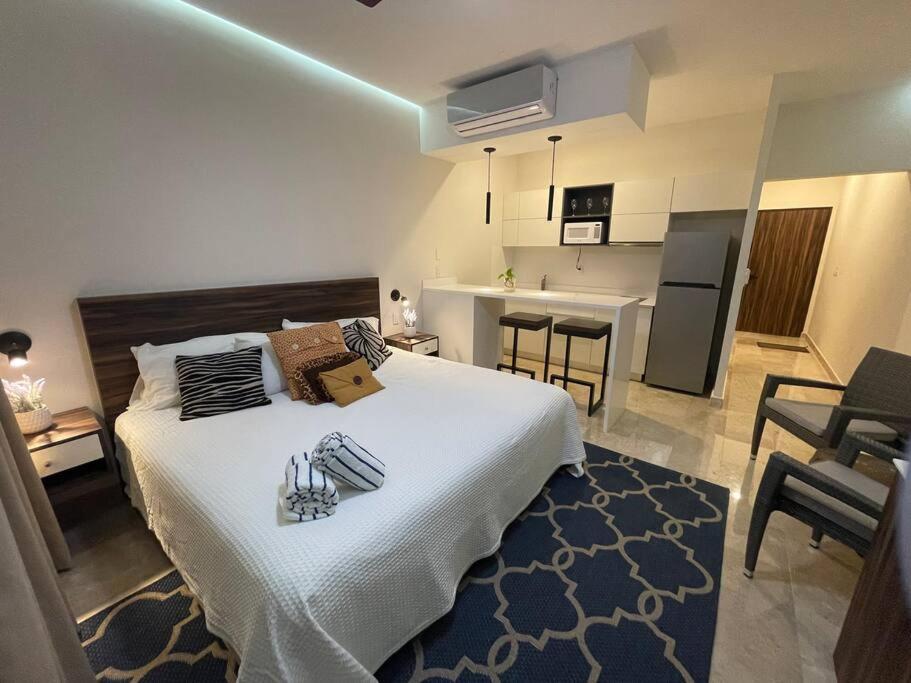 *Promo*Modern Studio Prime Area