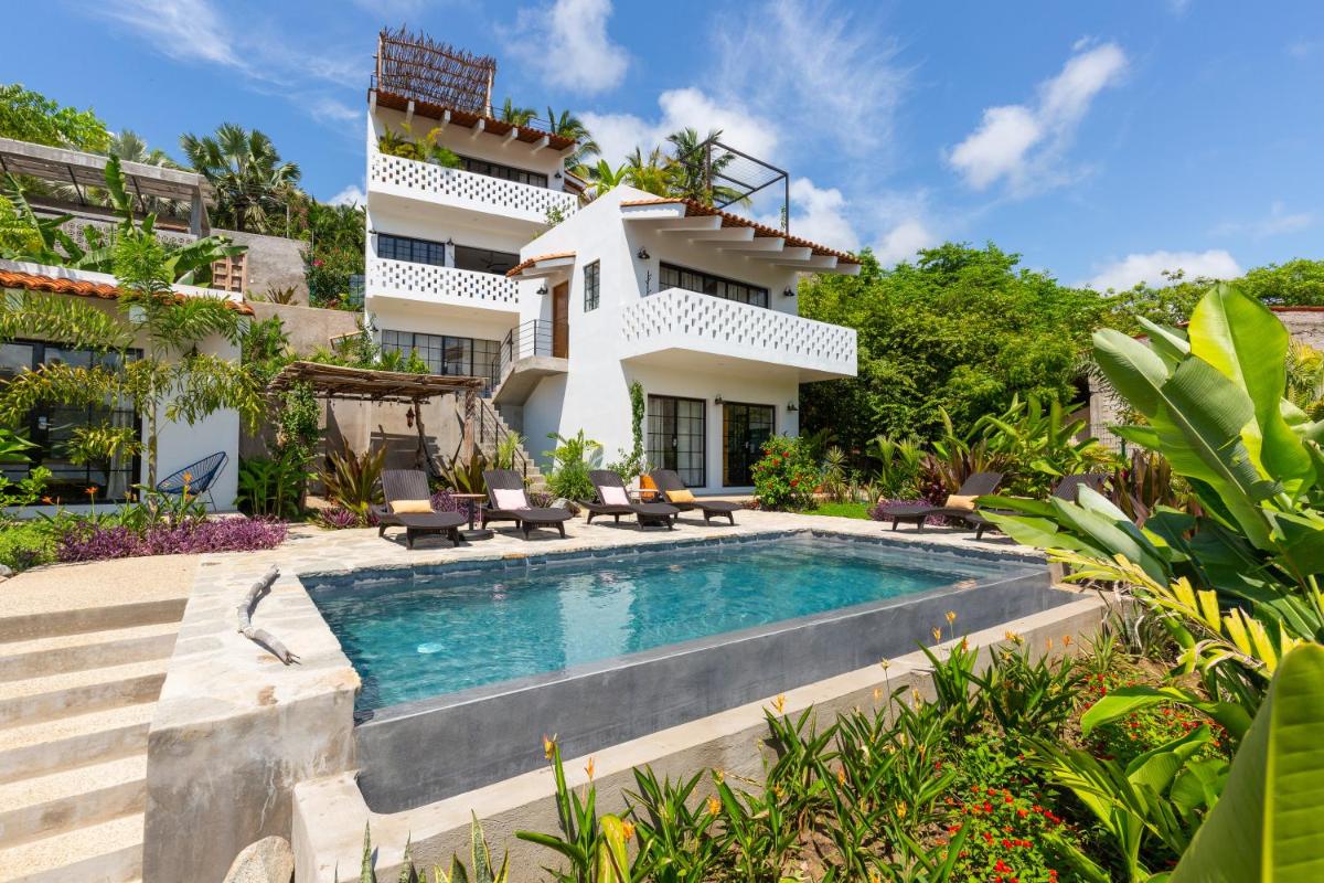 Queen Bed, Full Kitchen, Air Conditioning, Pool, Fast Wifi - Mar at Casa Calavera