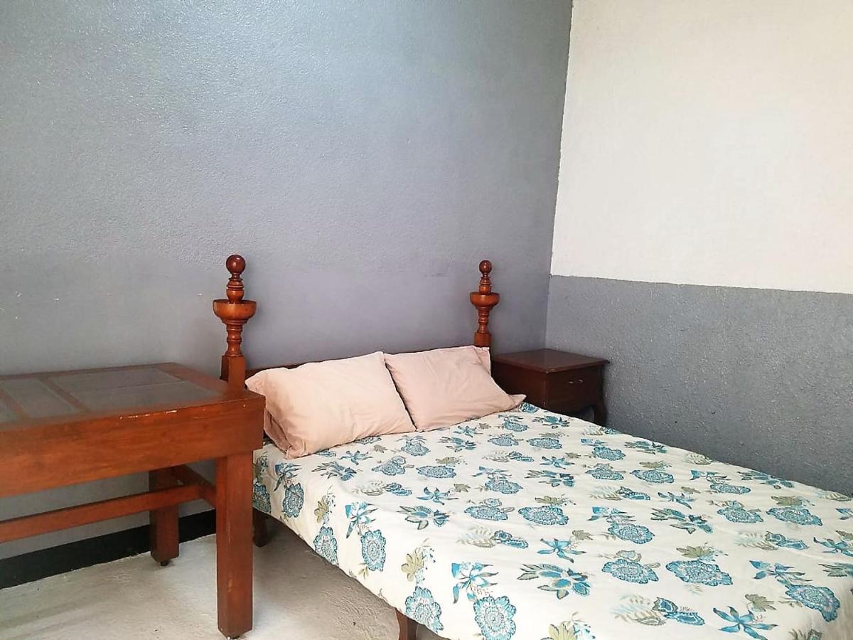 Roma Rooms Please confirm availability