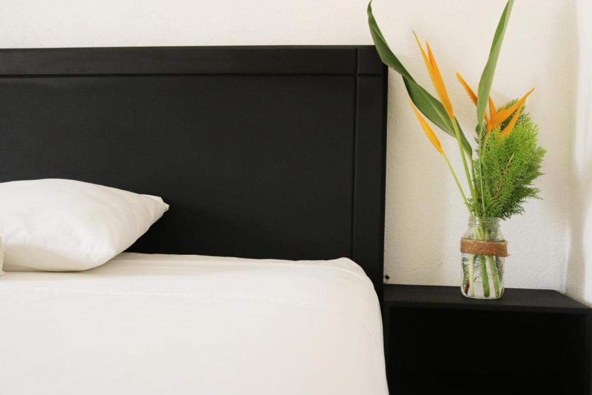 Room in Guest room - Standard Queen Room two beds