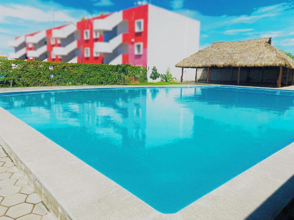 Se renta lindo departamento en Manzanillo