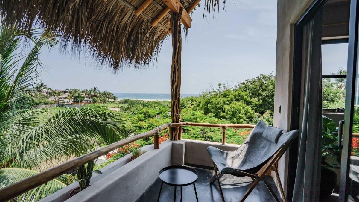 Serene Seaside Escape in Zicatela Boutique Luxury Villa with Private Pool Close to Puerto Escondido Beach