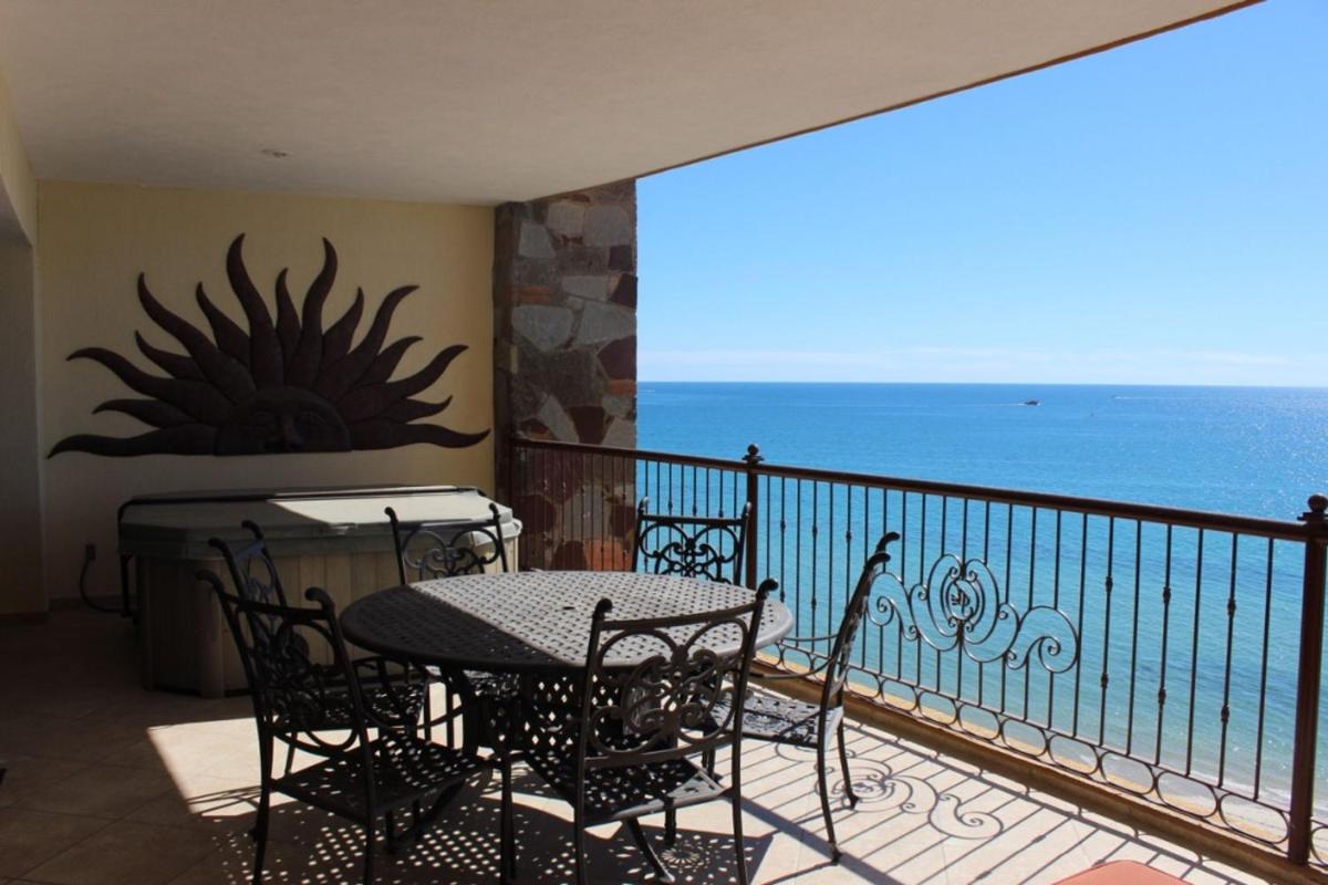 Sonoran Sky 3BR Upper Jacuzzi SKY 702-V by Casago