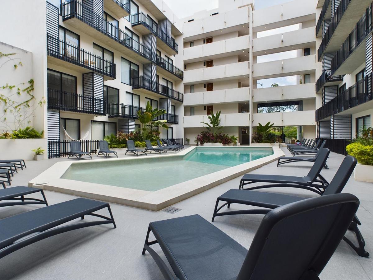 Spacious and centrally located flats a few streets from the beach By Yeah