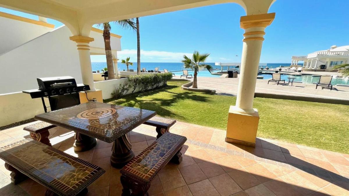 Stunning 4 Bedroom Beach Villa on Sandy Beach at Las Palmas Beachfront Resort V6 villa