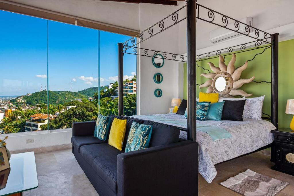 Stunning Views~2 Min-Romantic Zone~Free Transport~