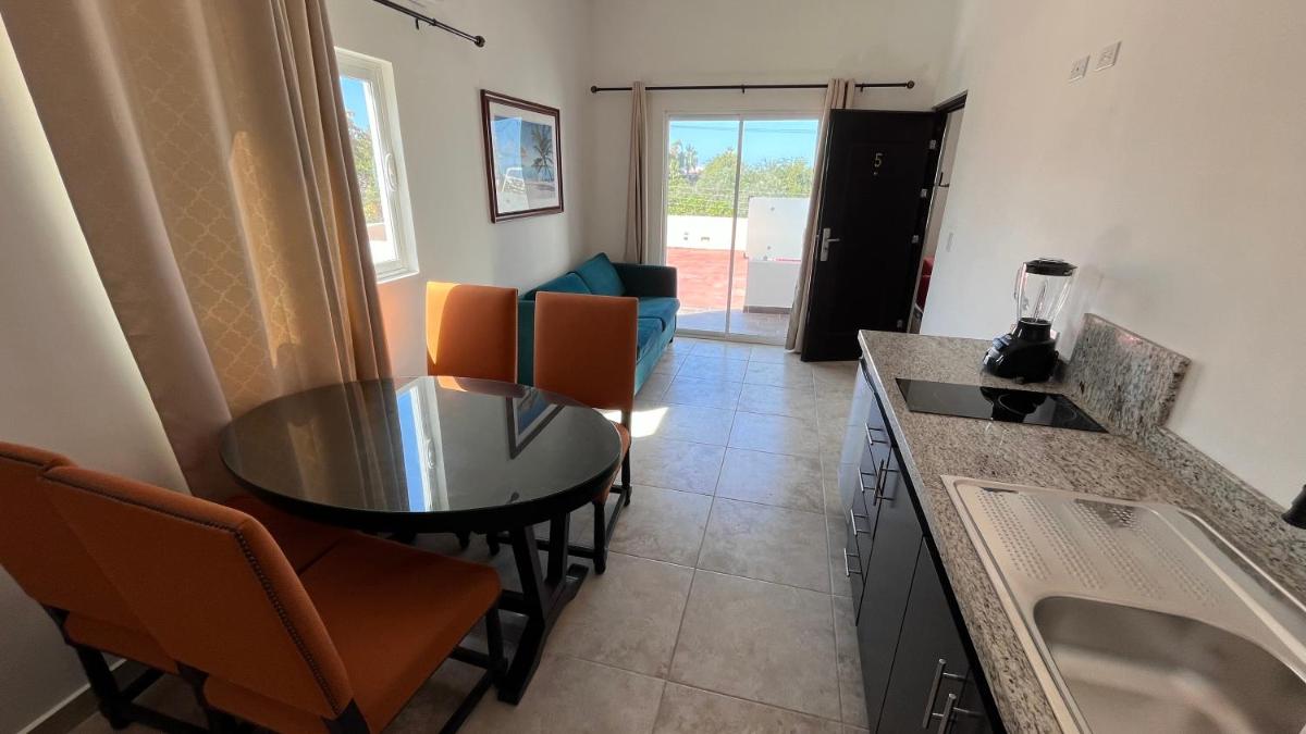 Suites Casa Blanca