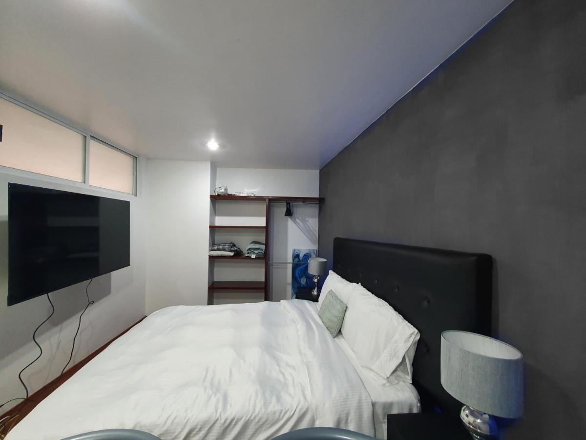 Super Suite con baño y cocina excelente ubicación