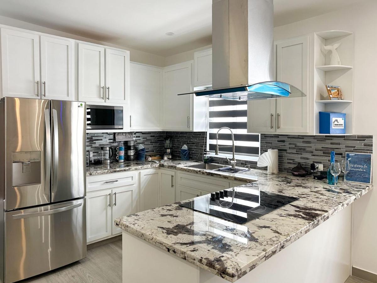 The Ultimate Downtown Home Has it all