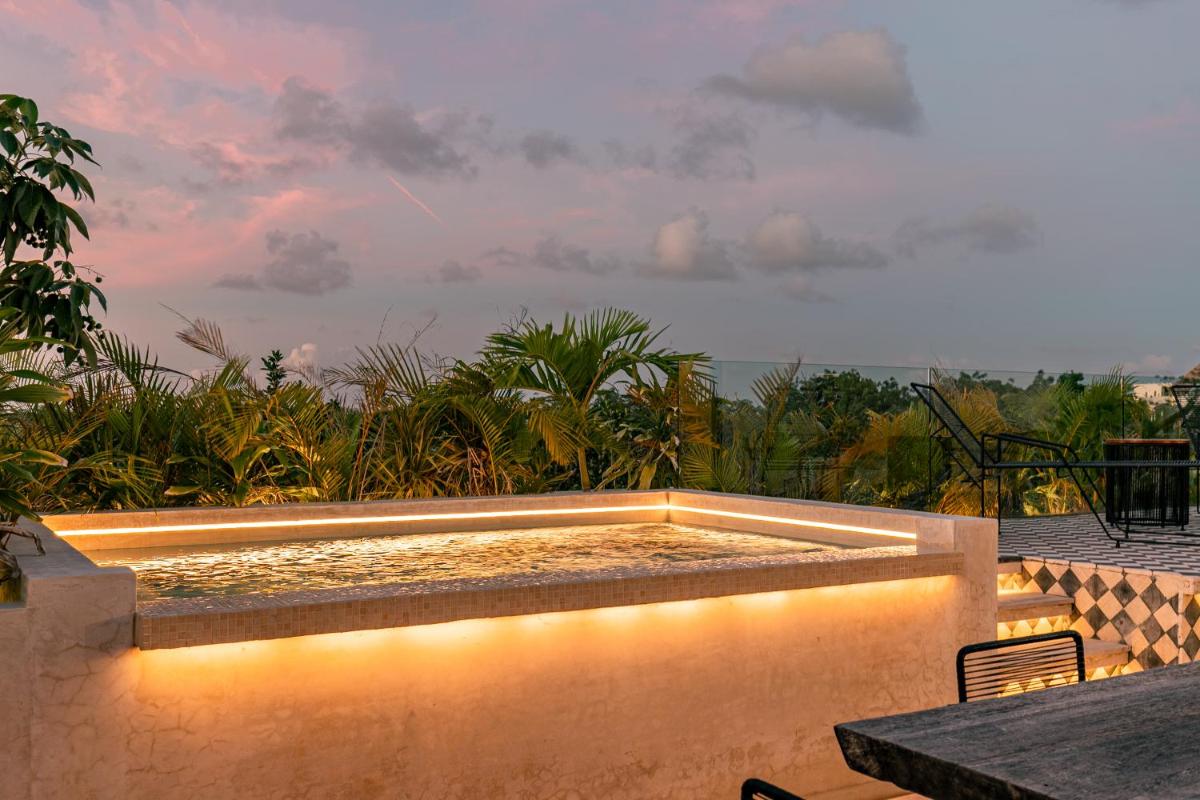 Todos Santos Suite