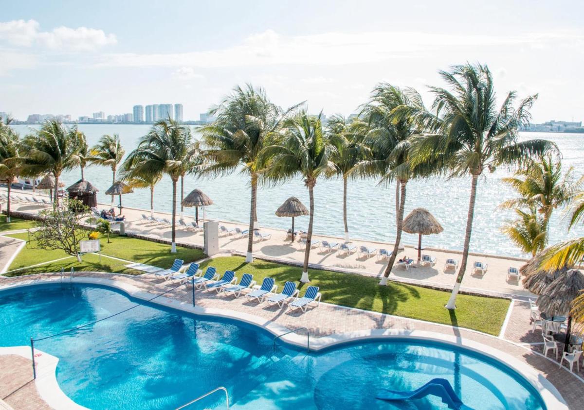 WIVC Coral Mar Resort - Amazing Hotel Zone & Lagoon Views, Enjoy the Tropical Breeze