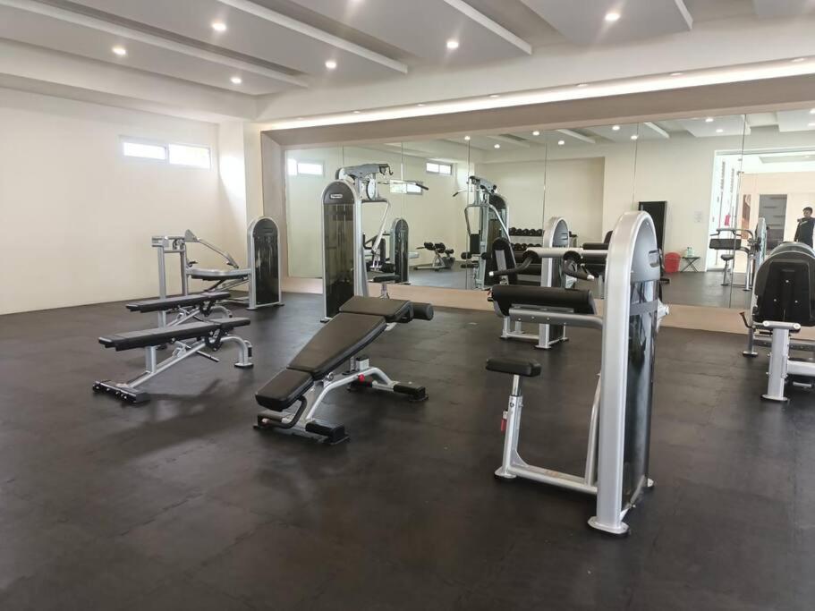 Zona de Hospitales San Fernando WiFi alberca y GYM